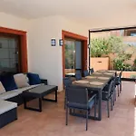 Precioso Chalet - Piscina- Garaje Privado- Jardin