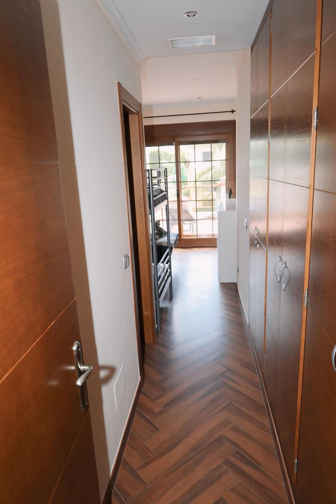 Holiday home Precioso - Piscina- Garaje Privado- Jardin