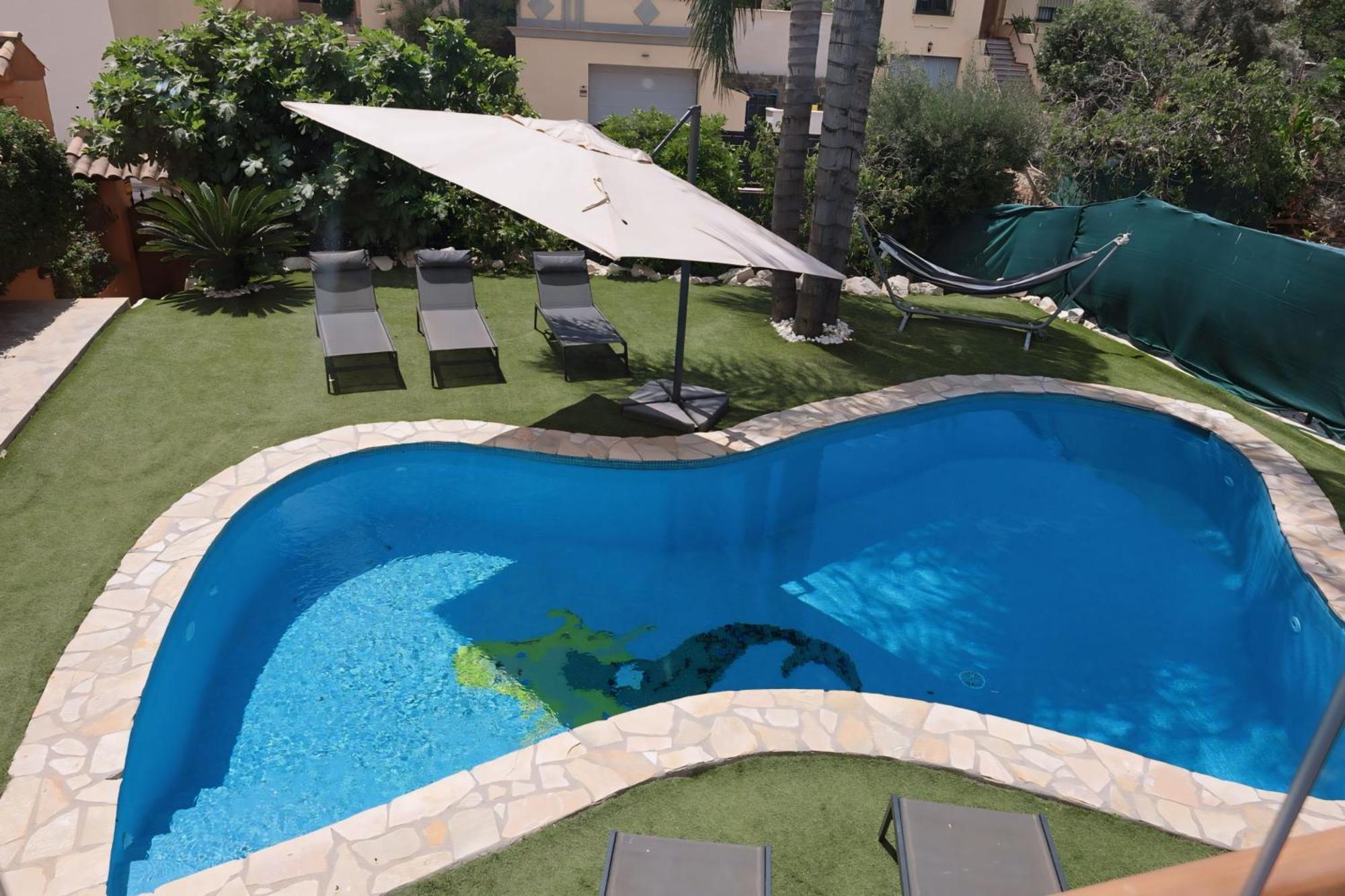 Precioso - Piscina- Garaje Privado- Jardin *