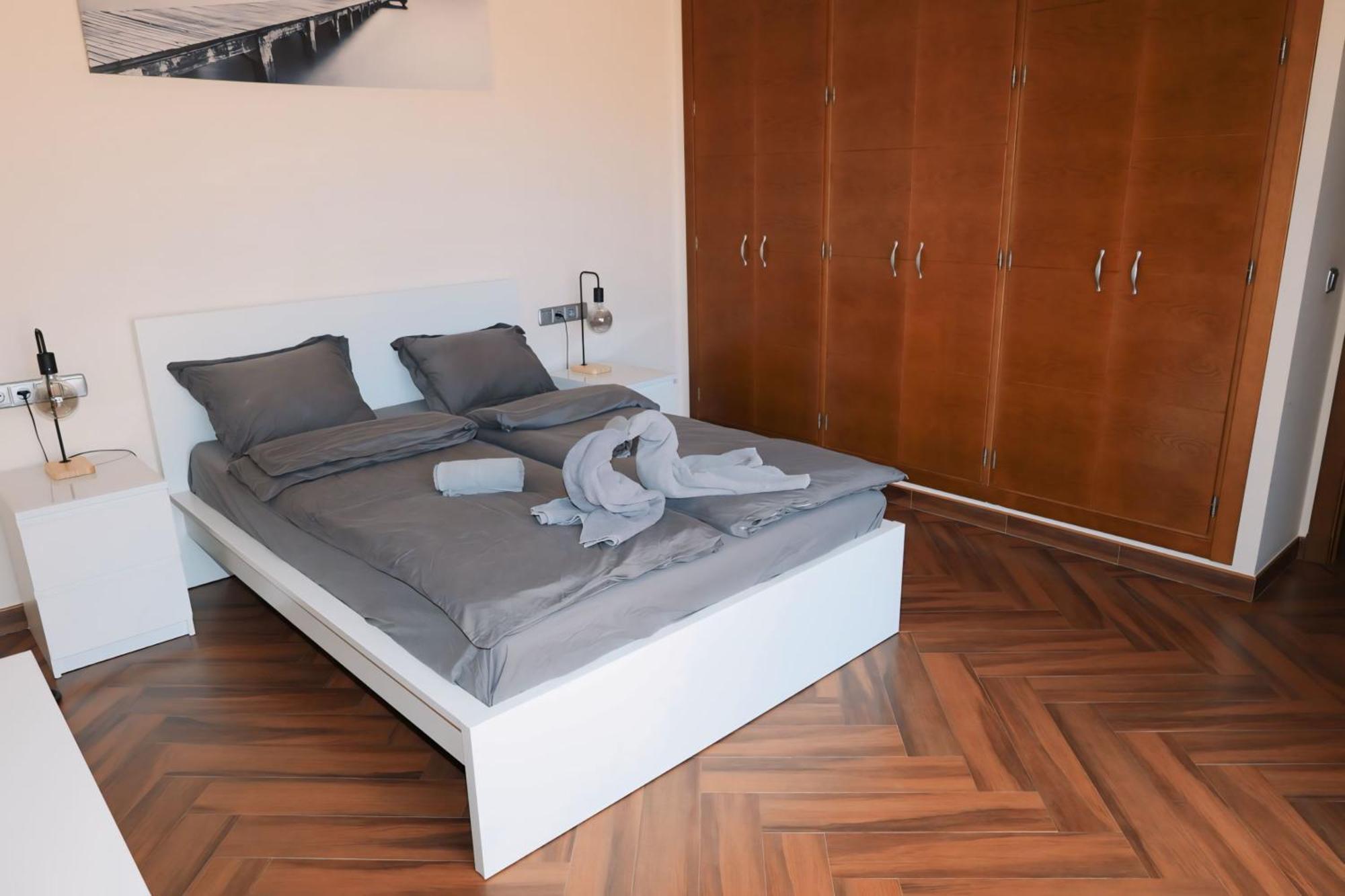 Holiday home Precioso - Piscina- Garaje Privado- Jardin