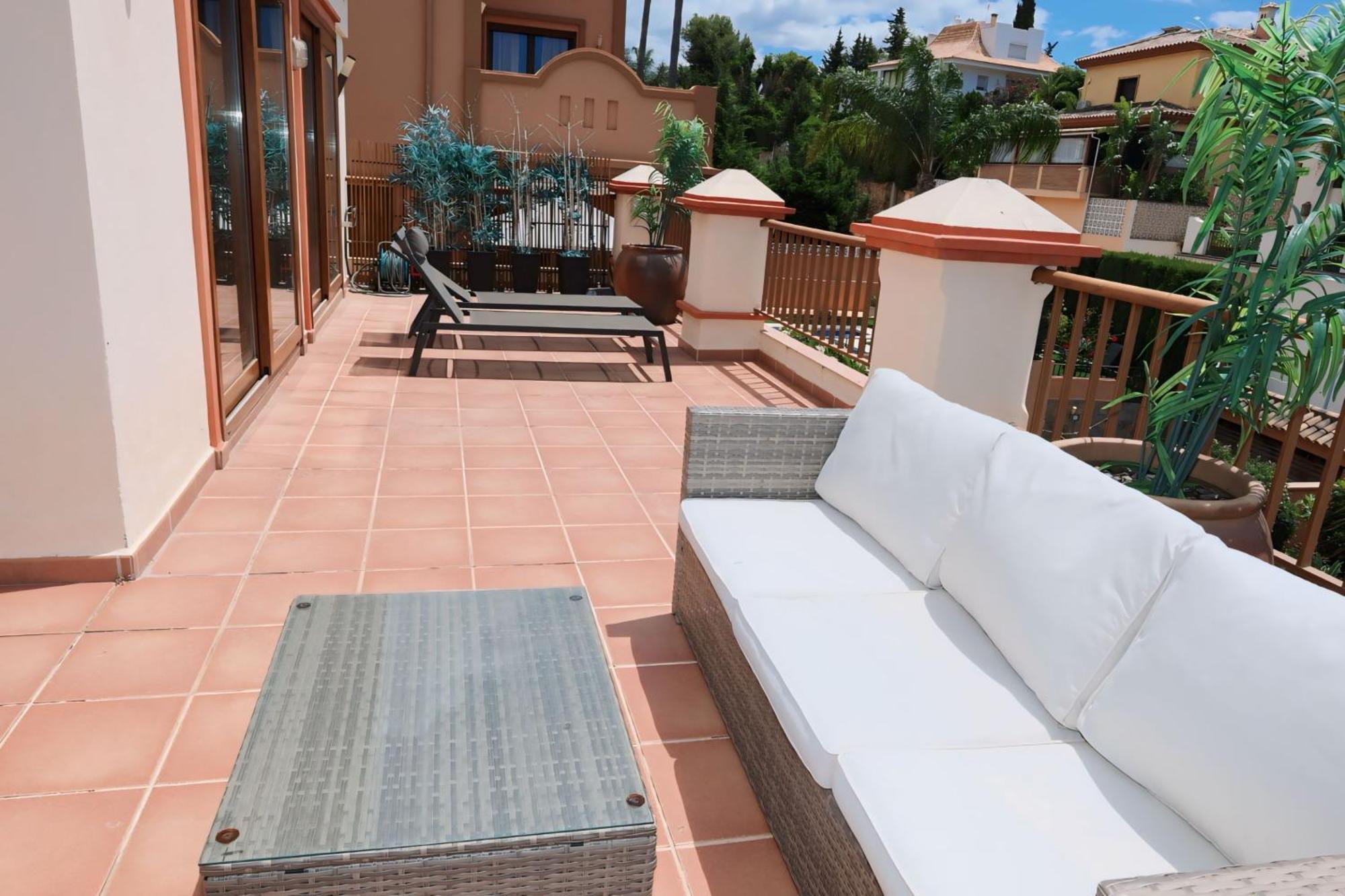 Holiday home Precioso - Piscina- Garaje Privado- Jardin