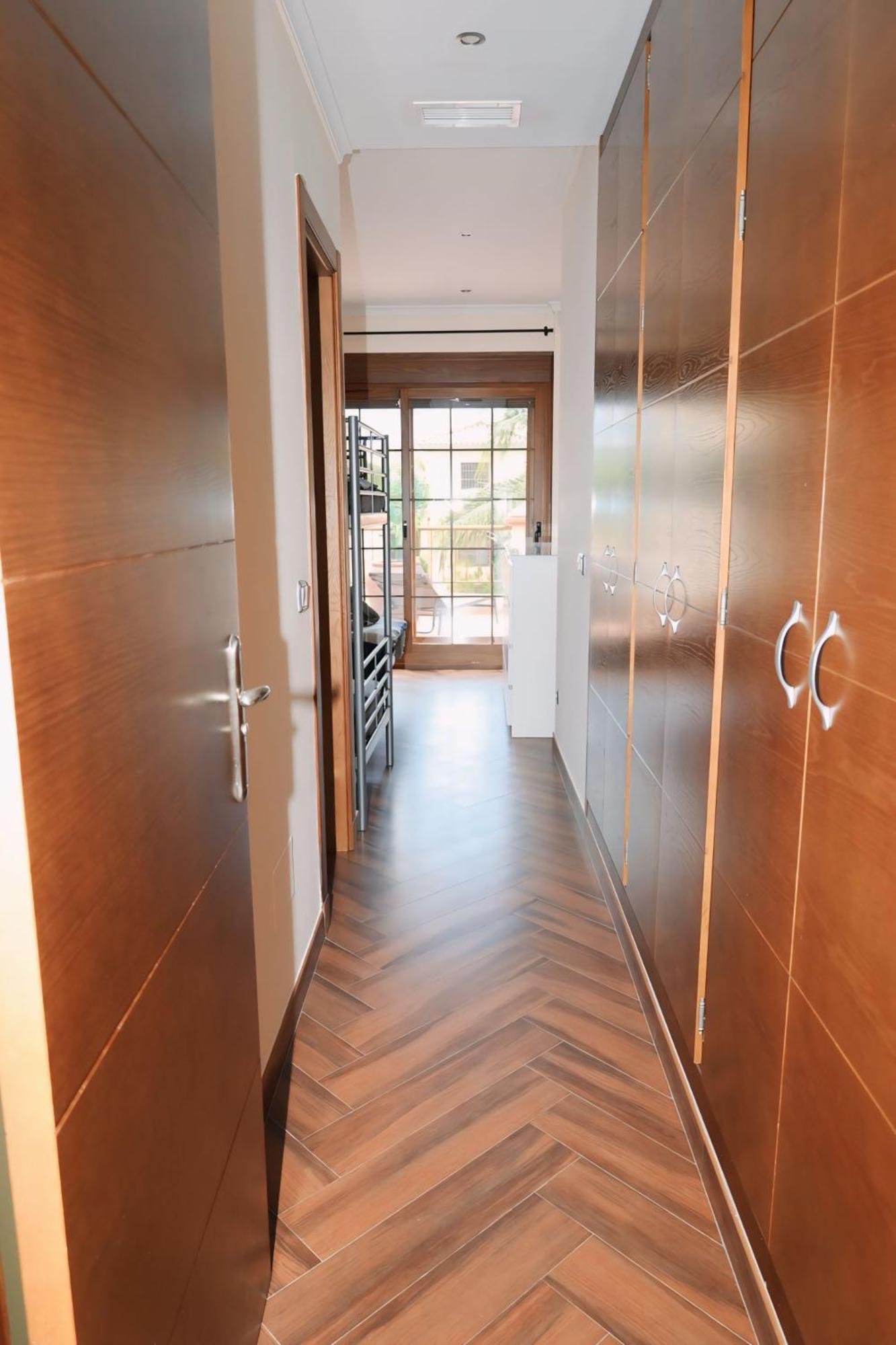 Holiday home Precioso - Piscina- Garaje Privado- Jardin *